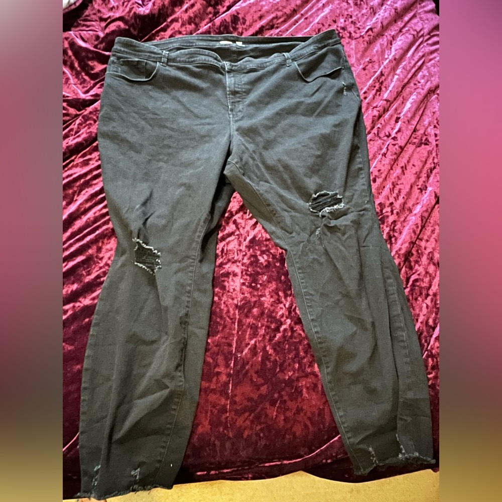 Old Navy Size 30! Great condition! Only worn a few times!